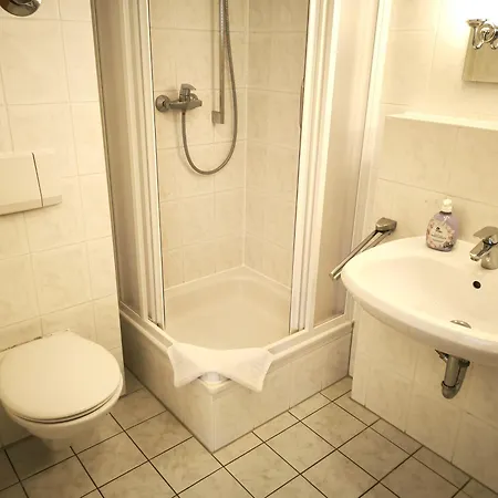 Mecklenburg 16 Apartment *